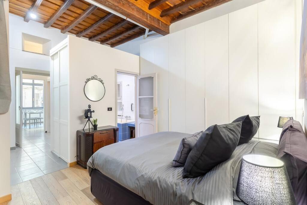 Historical Suite - Pieno Centro - Porta Nuova- Piazza Castello تورينو المظهر الخارجي الصورة